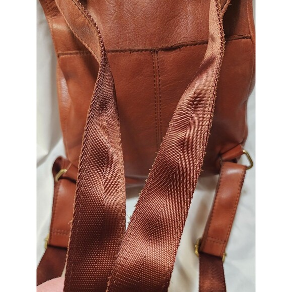 American Leather Company Liberty Tumbled Leather Backpack Cognac Zip/Snaps - Picture 4 of 16